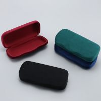 Seemfly Fashion Velvet Glasses Case Personality Simple Large Frame Sunglasses Case Solid Color Frame Anti-pressure Glasses Case