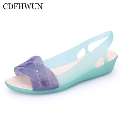 *รองเท้าแตะ CDFHWUN สำหรับผู้หญิงรองเท้าเจลลี่รองเท้าแตะลำลองผู้หญิงรองเท้าแตะแบนน้ำหนักเบาฤดูร้อน