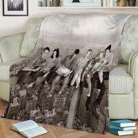 (Multi size available in stock)  Friends Manhattan skyline2023 Custom Flannel Throw Blanket Personalized Blankets for Sofa Gift Customized DIY Print on Demand  (Free personalized design available)