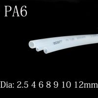 แรงดันสูง PA6ท่อนีออนเส้นผ่านศูนย์กลาง2.5 4 6 8 9 10 12 Mm เครื่องอัดอากาศแบบนิวแมติกเรียบแข็งสังเคราะห์ท่อน้ำมันโปร่งแสงสีดำ