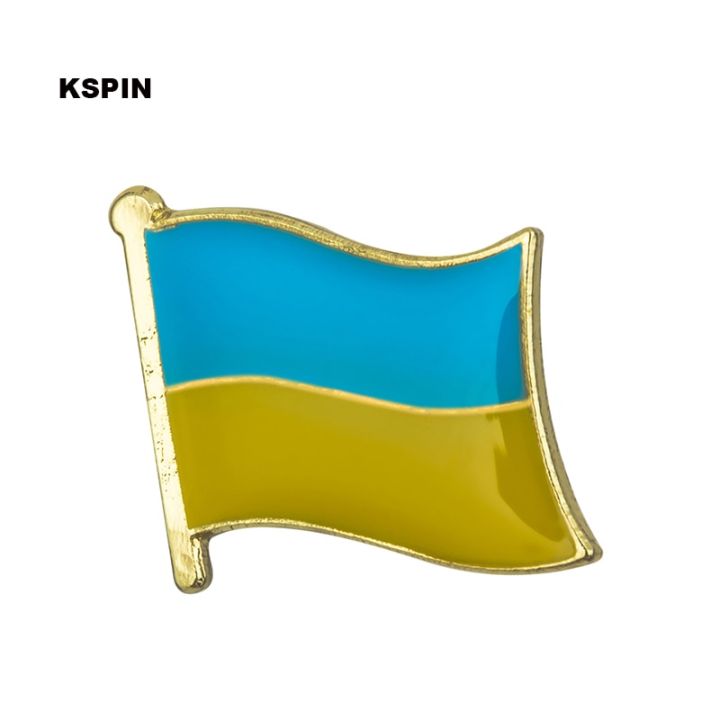 ป้ายเข็มกลัดการ์ตูนธงเข็มกลัดธงรูปร่างหัวใจยูเครน