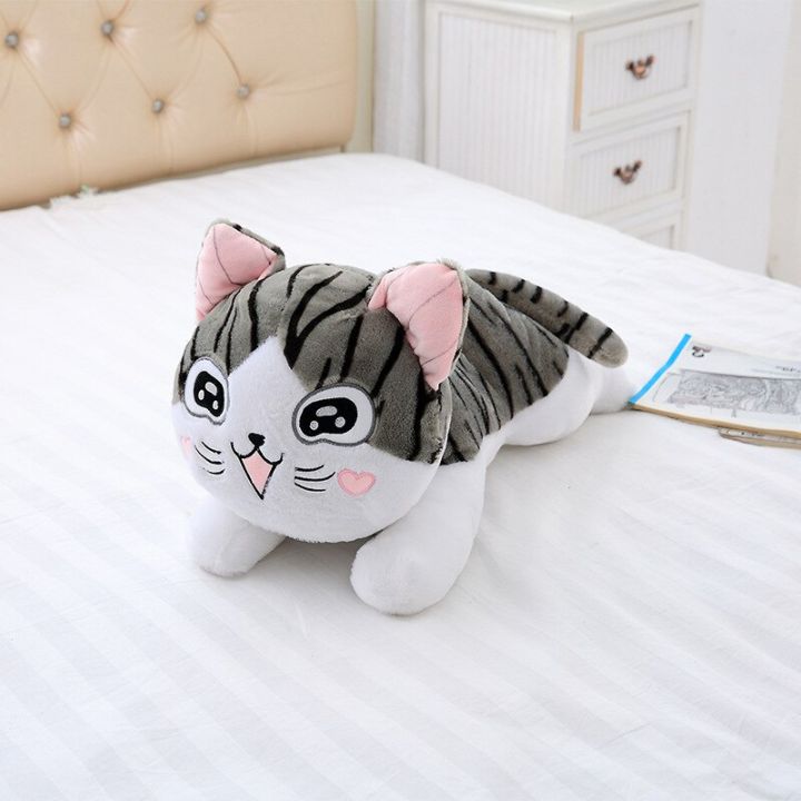 หมอนอิงหมอนแมวตุ๊กตาของเล่นยัดใส้ชิชิตุ๊กตาสัตว์ชีสตุ๊กตาสตัฟขนนุ่มสำหรับเด็กแมวของเล่นตุ๊กตาน่ารัก