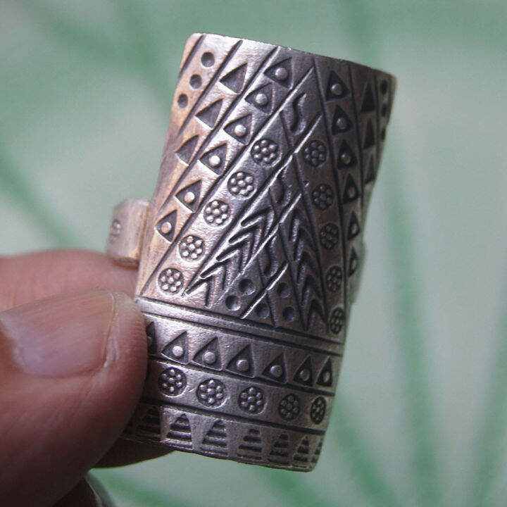 use-with-beauty-as-a-valuable-souvenir-ring-pure-silver-thai-karen-hill-tribe-silver-hand-made-size-8-and-8-5