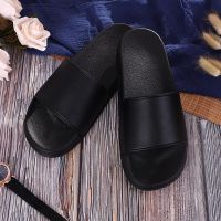 Summer Home Men Slippers Lightweight Slides Simple Lovers Shoes Non-slip Bathroom Flip Flops Women Platform Slippers Custom Logo