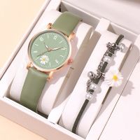 【YF】✌✺♞  2PC Set Small Daisies Fashion Leather Watches Ladies Wristwatch Reloj Mujer