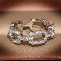 [Zhongxi ornaments ] 2020ใหม่แหวนโซ่สีเงินพร้อมเพชรเพทายแหวนหินสำหรับผู้หญิงแต่งงานหมั้นเครื่องประดับแฟชั่น