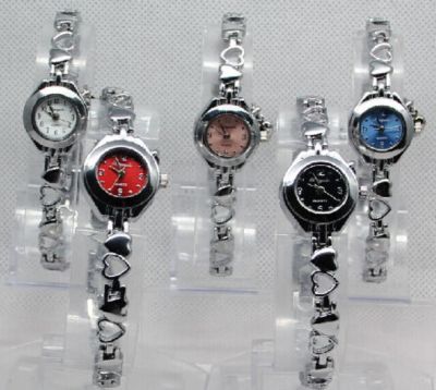 ⌚นาฬิกาโซ่เงิน MODE Korea นาฬิกาสร้อยข้อมือรูปหัวใจพีชสร้อยข้อมือควอตซ์สำหรับสุภาพสตรีชุดนาฬิกานาฬิกา