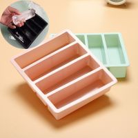 Long Ice Cube Reusable Tray Silicone Ice Cube Mold Free Ice Mold with Removable Lid