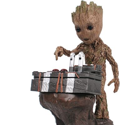 ZZOOI Guardians of The Galaxy Groot Statue Model Avengers Cute Baby Tree Man Pvc Anime Action Figure Toys Collectible ornaments Gifts