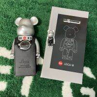 Bearbrick กล้องไลคร่า400% สีดำ100% Leica M สีดำและสีเงินจับคู่ครบชุดด้วยเชือกหนัง + กระเป๋าหนัง