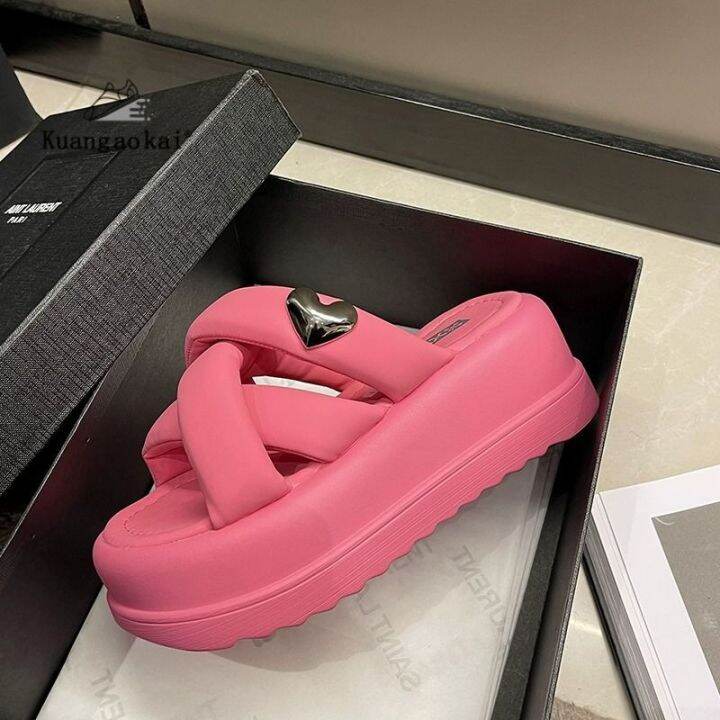 Pioneer Store【Free Shipping ส่งฟรี】 รองเท้าส้นสูงของผู้หญิงรองเท้าแตะจระเข้สไตล์ใหม่รองเท้าแตะ