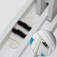 2pcs Sliding door sealing strip Dust stopper Window slot sealer up and down track rubber buffer block with brush window Hardware Decorative Door Stops