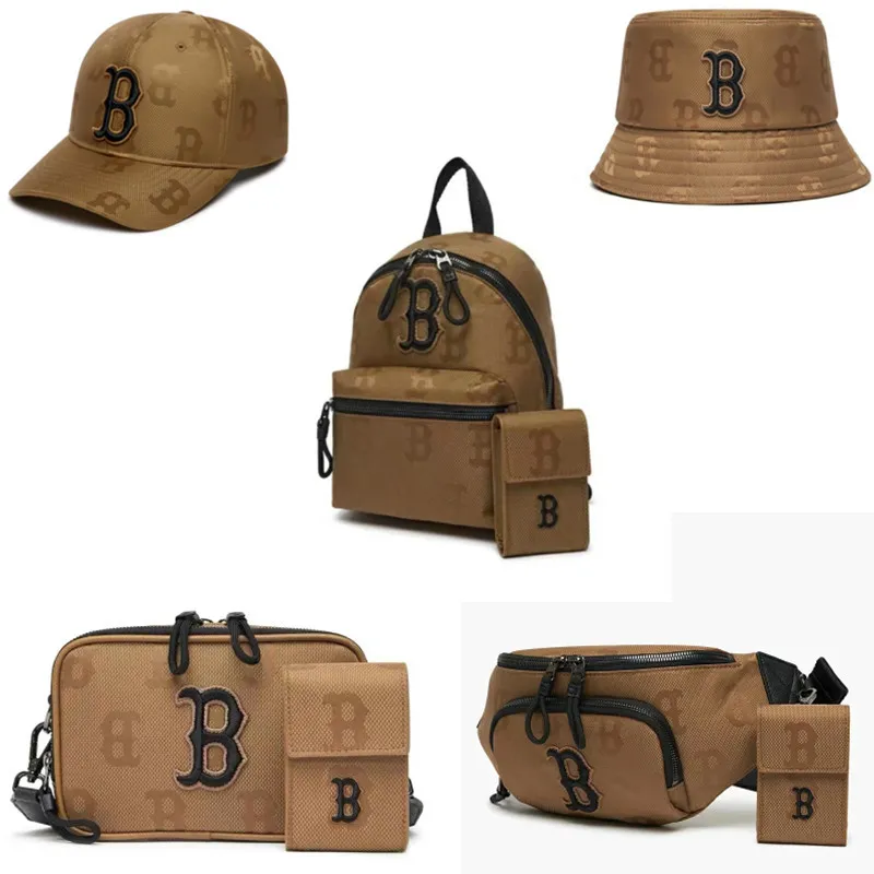 Original）Korean MLB Messenger Bag Men's and Women's Retro Presbyopic Camera  Bag Full Standard Shoulder Messenger Bag Small Square Bag