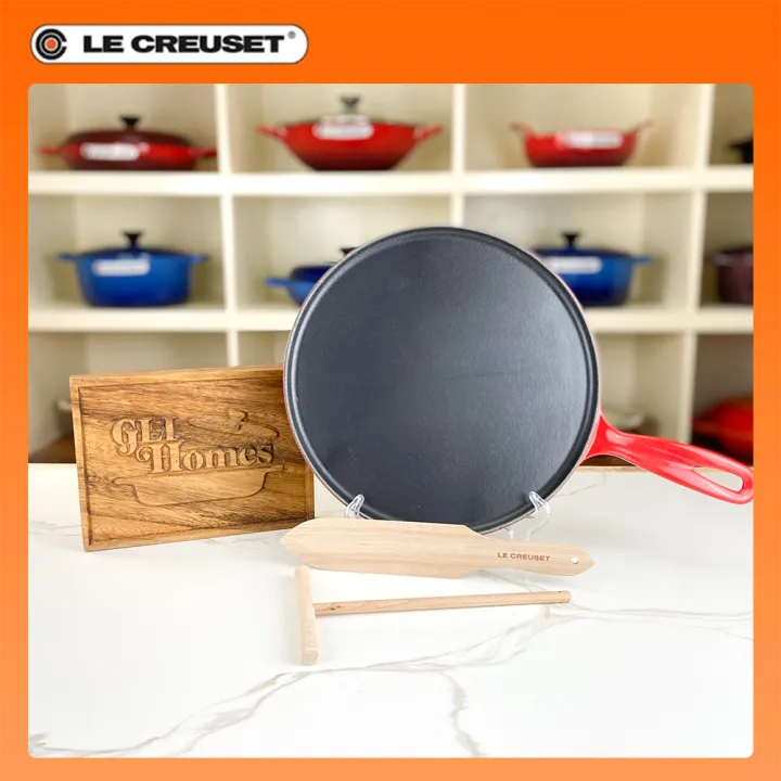 Le Creuset Authentic Cast Iron Crepe Pan, 27cm (Cerise) (BOX HAS TINY