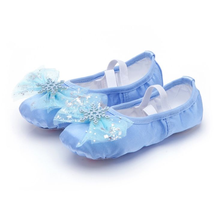 พื้นรองเท้าทำจากหนังกลับแบบนิ่มรองเท้าเต้นรำผ้าไหมสำหรับเด็ก-ขนาด23-39น้ำแข็งผูกโบว์หิมะสีฟ้าเชอร์รี่สีชมพู-weman-patter