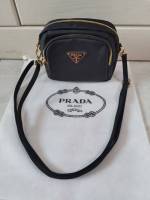 มาใหม่ PD กันน้ำ C Rossbody กระเป๋า/กระเป๋ามือถือ /Prada กระเป๋าขนาดเล็ก18x15x6cm