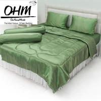 OHM ผ้าปูที่นอน ผ้าเครปซาติน 220 เส้น ขนาด 7 ฟุต 5 ชิ้น (สีเขียวปีกแมลงทับอ่อน)