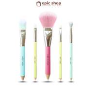 NEE CARA เซตแปรงแต่งหน้า 5 ชิ้น สีพาสเทล NEE CARA 5-PIECE BRUSH SET N915