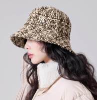 Bucket hat ขนสัตว์ใหม่แฟชั่นฤดูหนาวหมวก หมวกคลาสสิกโลโก้ NY สําหรับผู้หญิง82915