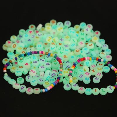 100pcs/Lot Luminous Letter Beads Alphabet Acrylic Spacer Beads For Jewelry Making DIY Bracelet Necklace Handmade Glow Beads Headbands