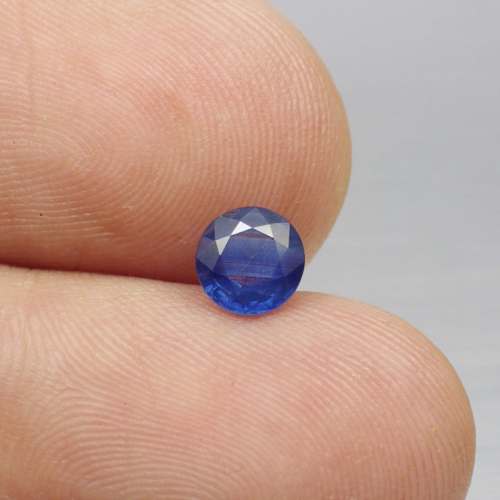 พลอย-ไพลิน-แซฟไฟร์-แท้-ธรรมชาติ-natural-blue-sapphire-หนัก-0-79-กะรัต