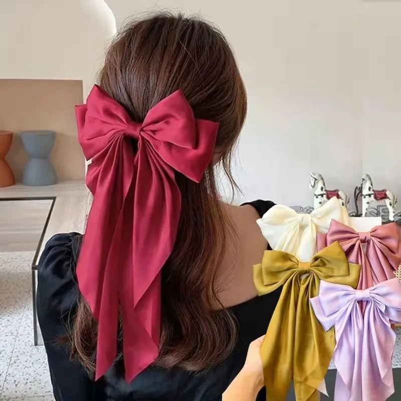 Noble bow hairclip | Modern luxury hair accessory brand