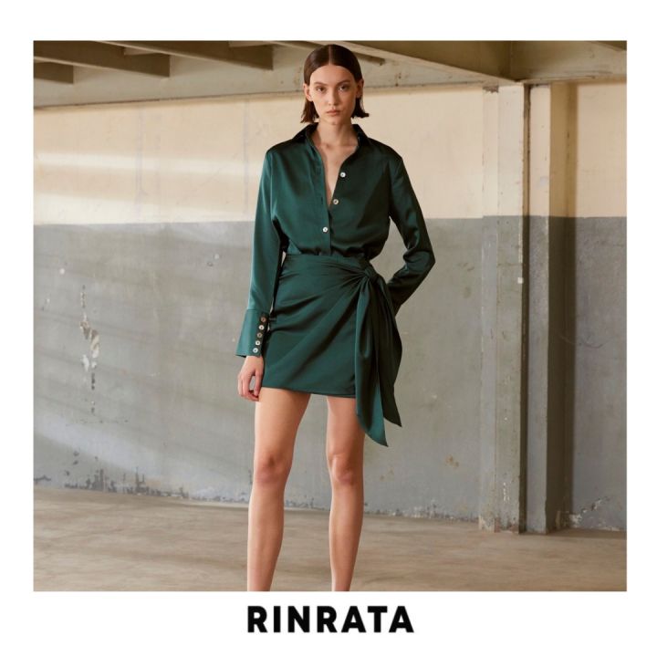 rinrata-gianna-shirt-เสื้อเชิ้ต-สีฟ้า-สีเขียว-คอปก-ผ้าซิลค์-ซาติน-นุ่มลื่น-ใส่สบาย-ทรงปล่อย-ขอบแขนใหญ่เสื้อทำงาน-เสื้อไปเที่ยว-slik-satin