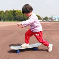 ：&amp;gt;?": 60CM Skateboard Beginner Kids Cartoon Skateboard Maple Wood Deck Skate Board Outdoor Long Board Double Rocker Skateboard Child