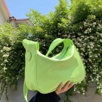 ?☽¤ Female bag new fashion joker wide straps western style leisure sports commuter one shoulder BaoChao fire buff green bag