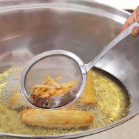 Stainless Steel Fine Mesh Skimmer Strainer Ladle Kitchen Tools Skimming Grease Grease Spoon Fishing Oil Filter Spoon Colander