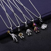 Astronaut Pendant Star Picking Punk Style Couple Necklaces Women Men Lover Spaceman Jewelry Gift Necklace Stainless Steel Chain