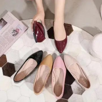 Shoe sale zone flats