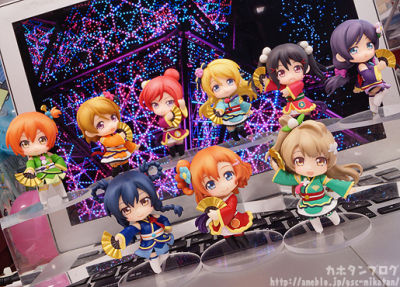 โมเดลเลิฟไลฟ์ ปฏิบัติการไอดอลจำเป็น ฟิกเกอร์ โมเดล love live honoka kousaka kimono figure model doll toy 9 Pcs/set ของเล่น ของสะสม ของขวัญ การ์ตูนอนิเมะ 🇨🇳