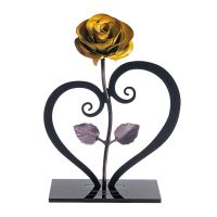 Iron Metal Rose Ornaments Rose Metal with Heart-Shaped Bracket Valentines Day Unique Gift for Girlfriend