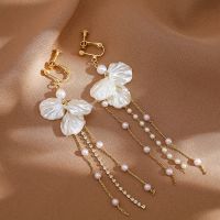 2022 Korean New Arrival Pearl Flower Clip on Earrings Long Temperament Pearl Chain Tassel Non-piercing Earrings Womens Jewelry