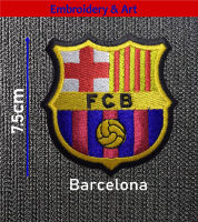 ฺฺBarcelona FCB อาร์ม โลโก้ เย็บติดเสื้อและแบบตีนตุ๊กแก ฟุตบอล