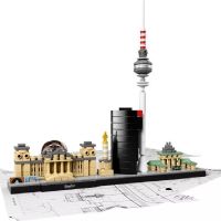 2023 New Creative 21026 Venice 21027 Berlin Architecture Building Blocks Bricks Toys For Adults Kid Art Home Decoration Gift