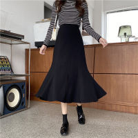 Black fishtail skirt womens 2022 spring and autumn new high waist thin a-word medium length split Hip Wrap long skirt