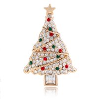 2022 New Christmas Tree Brooches For Women Fashion Jewelry Exquisite Rhinestone Festival Brooch Pins Gift Winter Coat Accessory