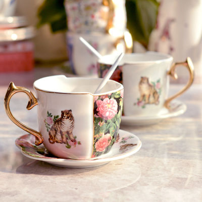 Seletti European Gold Painting Retro Luxury Cup and Saucer Personality Funny Coffee Set Afternoon White Ceramic Tea Cup tiki