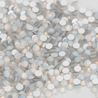 High-Quality SS3-SS34 Flatback Glass Glue Rhinestones Non-HotFix Stones for Garment Fabric