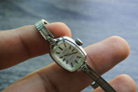 นาฬิกา Vintage มือสองญี่ปุ่น Citizen Claire  ระบบ ไขลาน 19j  White Dial ชุบทองคำขาว 16mm