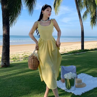 Seaside holiday yellow French retro condole belt dress female summer skirt show thin waist the romance