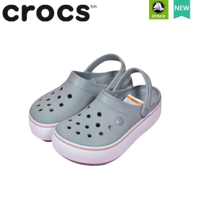 รองเท้า-crocs-เหมาะกับเดินชายหาด-20543