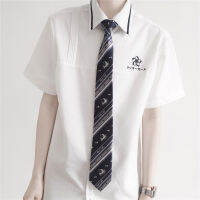 แขนสั้นผู้ชาย Fan Ying Gao การออกแบบดั้งเดิม DK เสื้อเชิ้ตสีขาวแขนสั้นผู้ชาย ชุดคู่รักนักเรียนฤดูร้อนรุ่นใหม่
