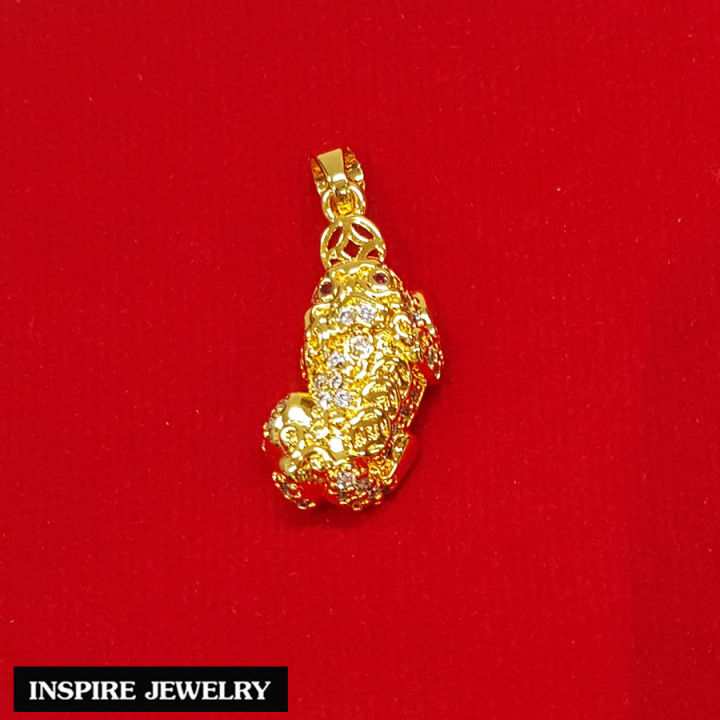 inspire-jewelry-จี้ปี่เซียะคาบเหรียญทอง-งาน-design-ประดับเพชรcz-และตาทับทิม-สวยหรู-มีจำนวนจำกัด-นำโชค-เสริมดวง-อายุยืน-ปราศจากภัยทั้งปวง-เงินทองไหลมาเทมา-พร้อมกล่องกำมะหยี่