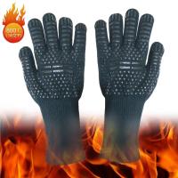 2 Pieces 800 Degrees Celsius BBQ Gloves Barbecue Grilling Anti-Scald Insulation Mitten Heat-Resistant Microwave Oven