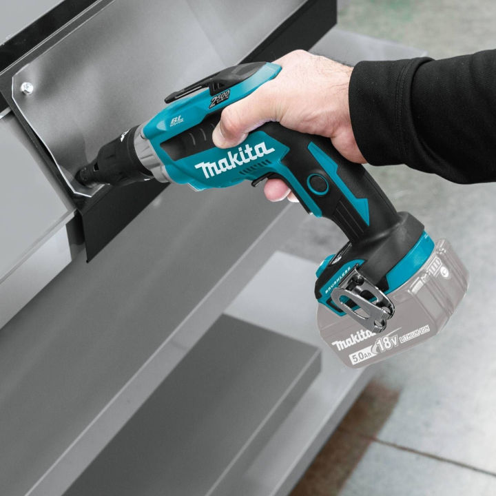 makita-makita-xsf05z-18v-lxt-lithium-ion-brushless-cordless-2-500-rpm-screwdriver-tool-only