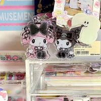 HENRYQ ลูกไม้ปักลาย พวงกุญแจอะคริลิค Kuromi Y2K ชุดเดรสสีเข้ม จี้ My Melody PUNK คาวาอิ คีย์เอ็นจี จี้กระเป๋าเป้สะพายหลัง