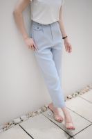 prettythingonme Liss Pant (preorder)–Blue ผ้าญี่ปุ่นเนื้ออย่างดีอยู่ทรง ไม่ยับง่าย ทรงบอยๆ ไม่เข้ารูปเกินไป แต่งจับจีบด้านหน้าช่วยเก็บทรง แต่งกระเป๋า